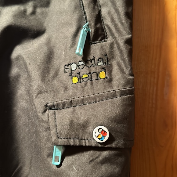 Special Blend Snowboarding / Snow Pants - Picture 5 of 9